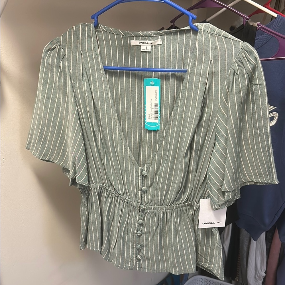 NWT O'Neill Green Flutter Sleeve Peplum Blouse